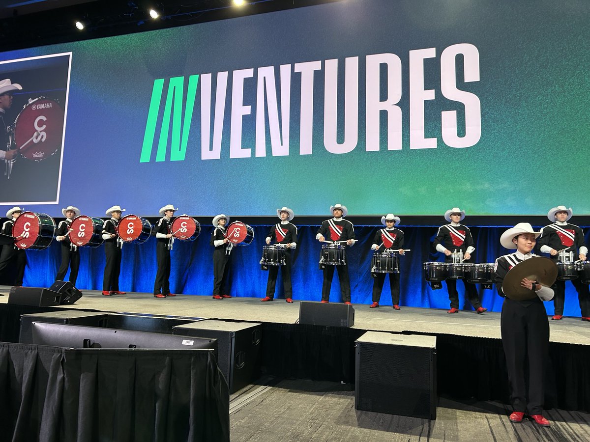 Bulavinaka's tweet image. @BMOCenter welcomes INVENTURES by Alberta Innovated to Calgary. Two thousand + entrepreneurs ready to be curious and forward thinking. @CalgaryGeorge @calgarystampede