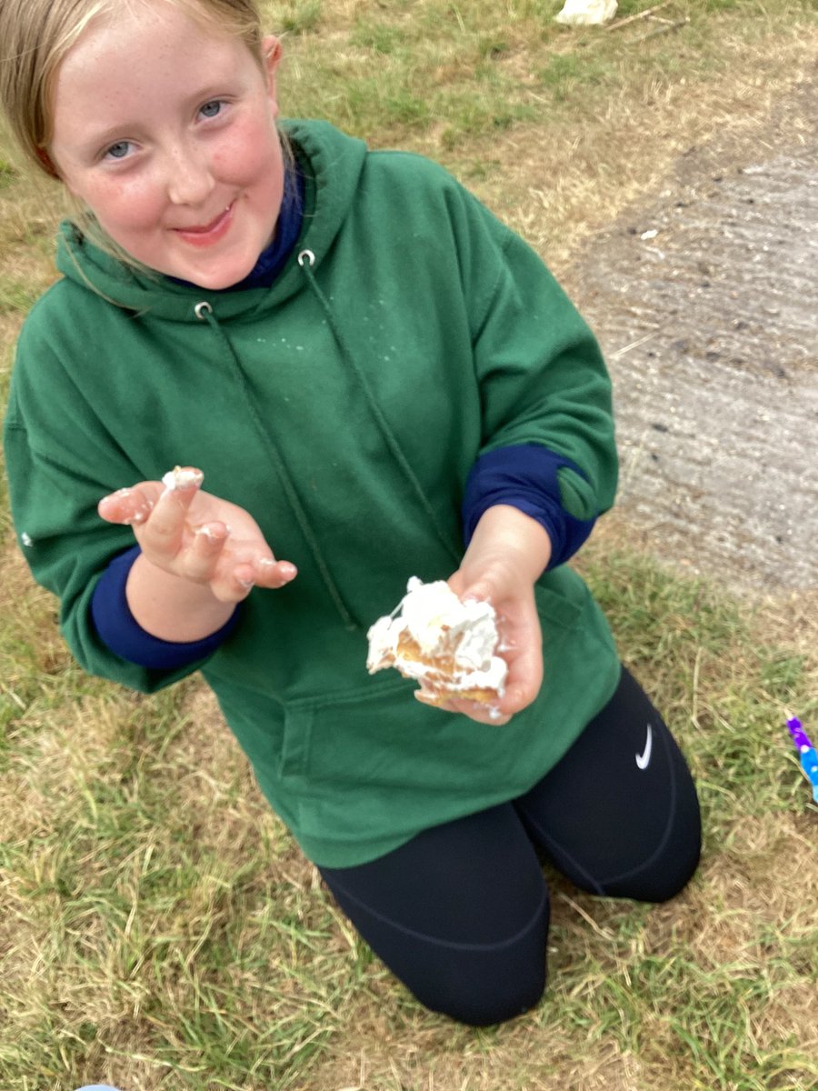 GreenfieldsPri1's tweet photo. Eating s’mores! https://t.co/HAnTv8UJ8n