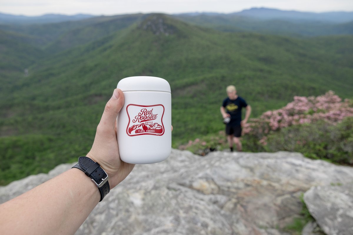 Fact: coffee tastes better after a summit #coffeetogo #redroostercoffee #linvillegorge #tablerock #coffeelovers #fellow