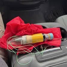 ATTENTION FAR NORTHERN ALABAMA especially near and north of Huntsville area back toward Athens!

We need a full court press search for this red parachute of the #tornado probe launched into the vortex near Peets Corner. Please be on the lookout for the red parachute!

We have