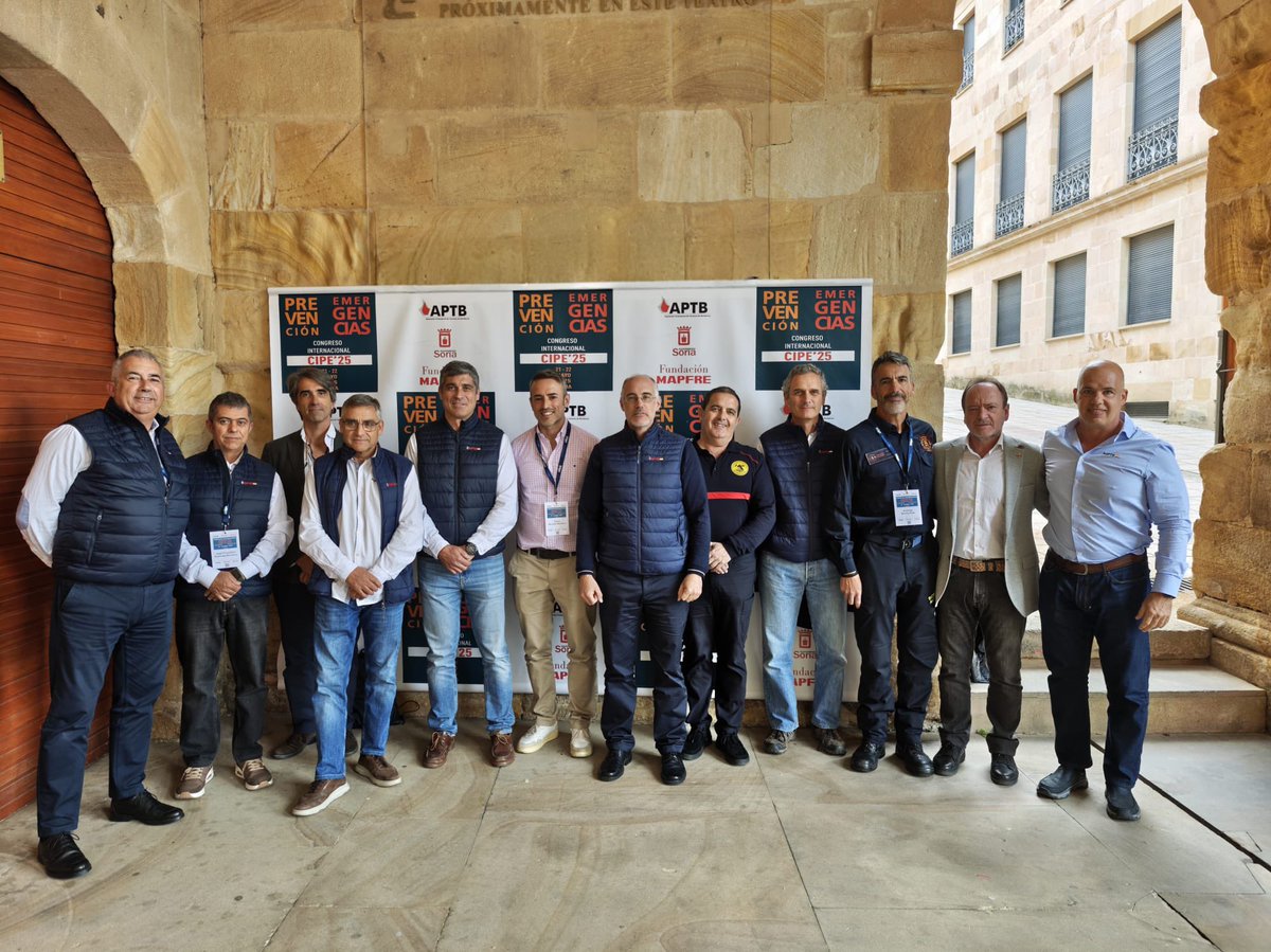 davidbernabe_'s tweet photo. Ha sido un placer poder formar parte de la organización del #CIPE25 de @APTBBomberos. Dos jornadas muy interesantes en las que hemos disfrutado charlas de grandes profesionales. Gracias a los patrocinadores y al @Ayto_Soria por su compromiso con este congreso. https://t.co/beVA19fPgv