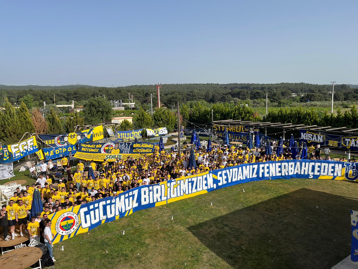 1907unifeb's tweet photo. GÜCÜMÜZ BİRLİĞİMİZDEN, SEVDAMIZ FENERBAHÇEDEN
19. geleneksel bahar şenliğimizi gerçekleştirdik. Ülkemizin dört bir yanından şenliğimize katılan arkadaşlarımıza teşekkür ederiz.
#1907ÜNİFEBBaharŞenliğinde https://t.co/efdmwAuCAQ