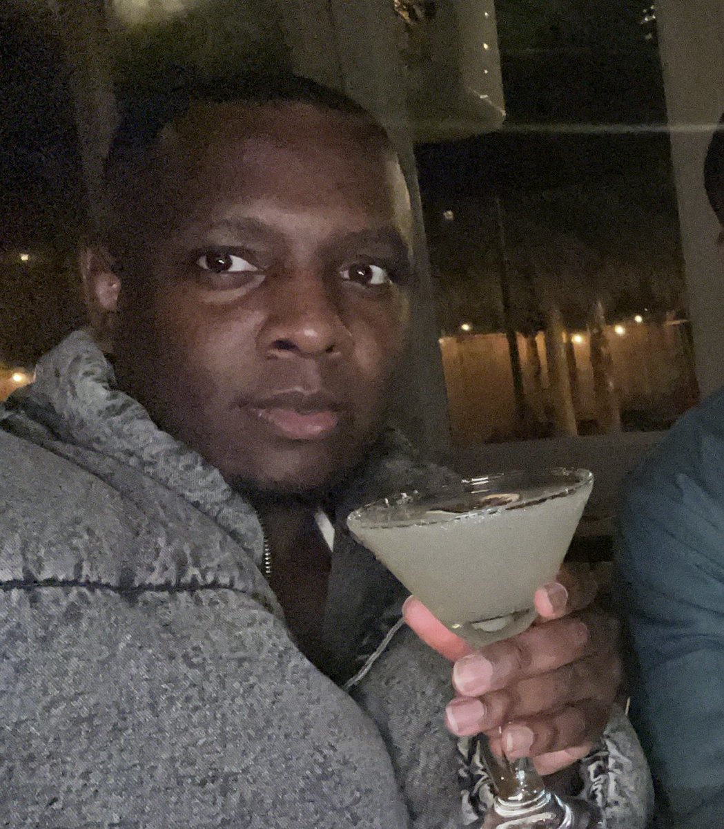 tyrasuel's tweet photo. @dapperjamal 🍸 https://t.co/cKwwW6I2sq