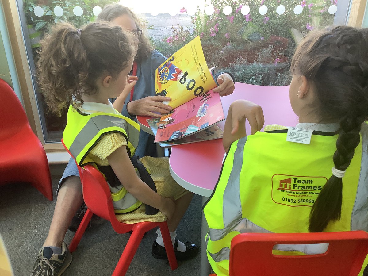 StAugustinesTW's tweet image. Lovely trip to Southborough library @kcsp_academies @Kent_cc @RC_Southwark @rcaoseducation @kentlibraries