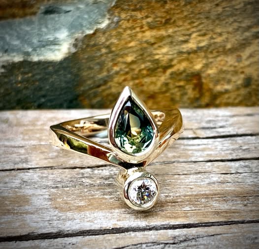 erhervy's tweet photo. Sparkle in style! 💍✨ Embrace elegance with this stunning gemstone ring that adds a touch of luxury to any outfit. #fashionaccessory #gemstone #jewellery #accessory #ringmagazine https://t.co/CskKua6E7V