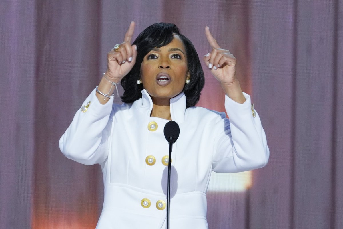 Pr.George's SuiteMag (@suitemagazine) on Twitter photo Free Speech: <a href="/Sen_Alsobrooks/">Senator Angela Alsobrooks</a> will deliver the commencement address at <a href="/BowieState/">Bowie State University</a> Commencement for the Class of 2025 on tomorrow May 23, at 9 a.m. Free Speech: <a href="/Sen_Alsobrooks/">Senator Angela Alsobrooks</a> will deliver the commencement address at <a href="/BowieState/">Bowie State University</a> Commencement for the Class of 2025 on tomorrow May 23, at 9 a.m.