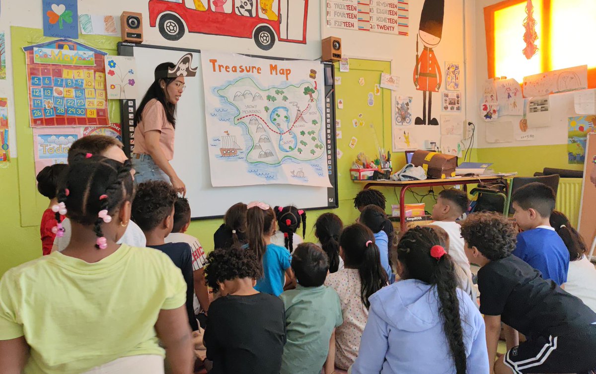 hermanos_pinzon's tweet image. 🏴☠️ Ahoy, maties! 🏴☠️
Esta semana, en Infantil y 1º de Primaria han disfrutado de una aventura pirata en inglés con el cuento de: "The treasure os pirate Frank" y una búsqueda del tesoro con retos físicos e intelectuales. ¡Menos mal que entre todos conseguimos abrir el tesoro!