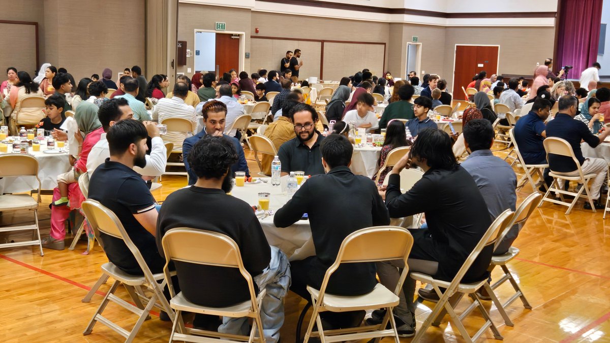 NewsPod's tweet image. LOCAL MUSLIM'S RAMADAN BREAK THE FAST - RICHMOND STAKE CENTER
The Church's outreach to organizations in the community, the church was used to support local Muslims during Ramadan. Local adherents gathered to hear from their leaders &amp;amp; the fast was broken at the end of the day.