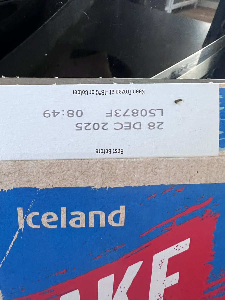 sleekpeek26's tweet photo. @IcelandFoods where’s the topping? https://t.co/Nk0OGqTyxp