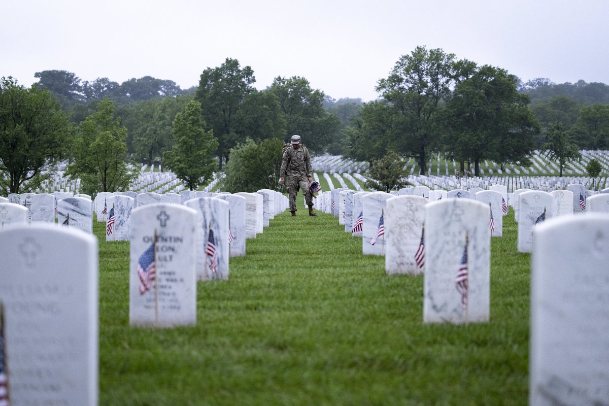 Arlington National Cemetery tweet media