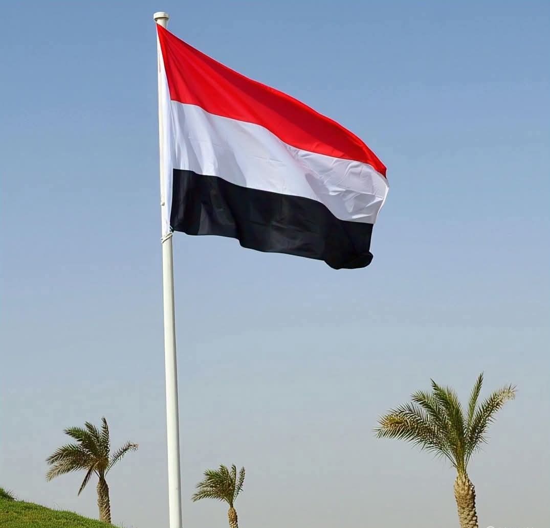 monts81's tweet photo. من شبوة عمود الوحدة اليمنية وركنها الشديد، نُجدد العهد في ذكرى 22 مايو، أن الوحدة خط أحمر، ومستعدون للتضحية بالغالي والنفيس من أجل الحفاظ عليها. #وحدتنا_قوتنا https://t.co/gDRN6X4flg