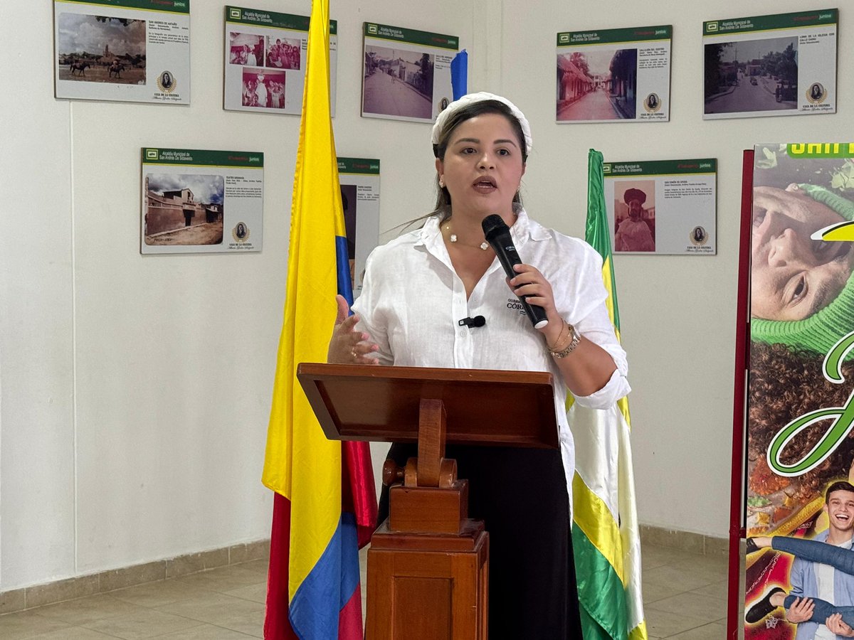 SecJuventud_cor's tweet photo. En San Andrés de Sotavento iniciamos nuestras asistencias técnicas junto a la @Registraduria para socializar a los jóvenes todo el proceso correspondiente a la convocatoria e inscripción de las elecciones de los Consejos Municipales de Juventud. 

#JóvenesAOtroNivel https://t.co/nqqxkEqVAb