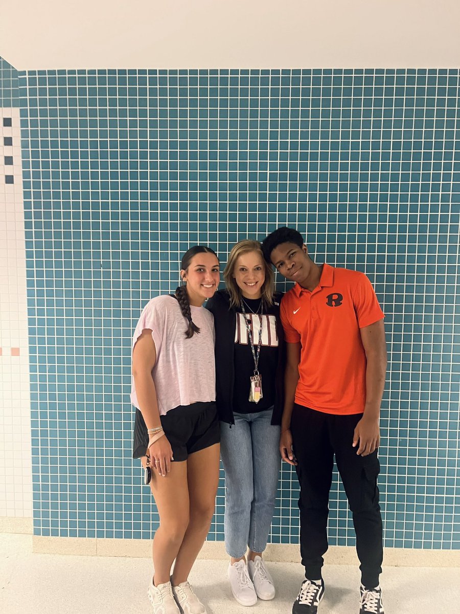 Ms_WilsonELA's tweet photo. Last week best week! 🧡🖤🥳
#JFND @Rockwall_HS https://t.co/q3ea1hFBGL