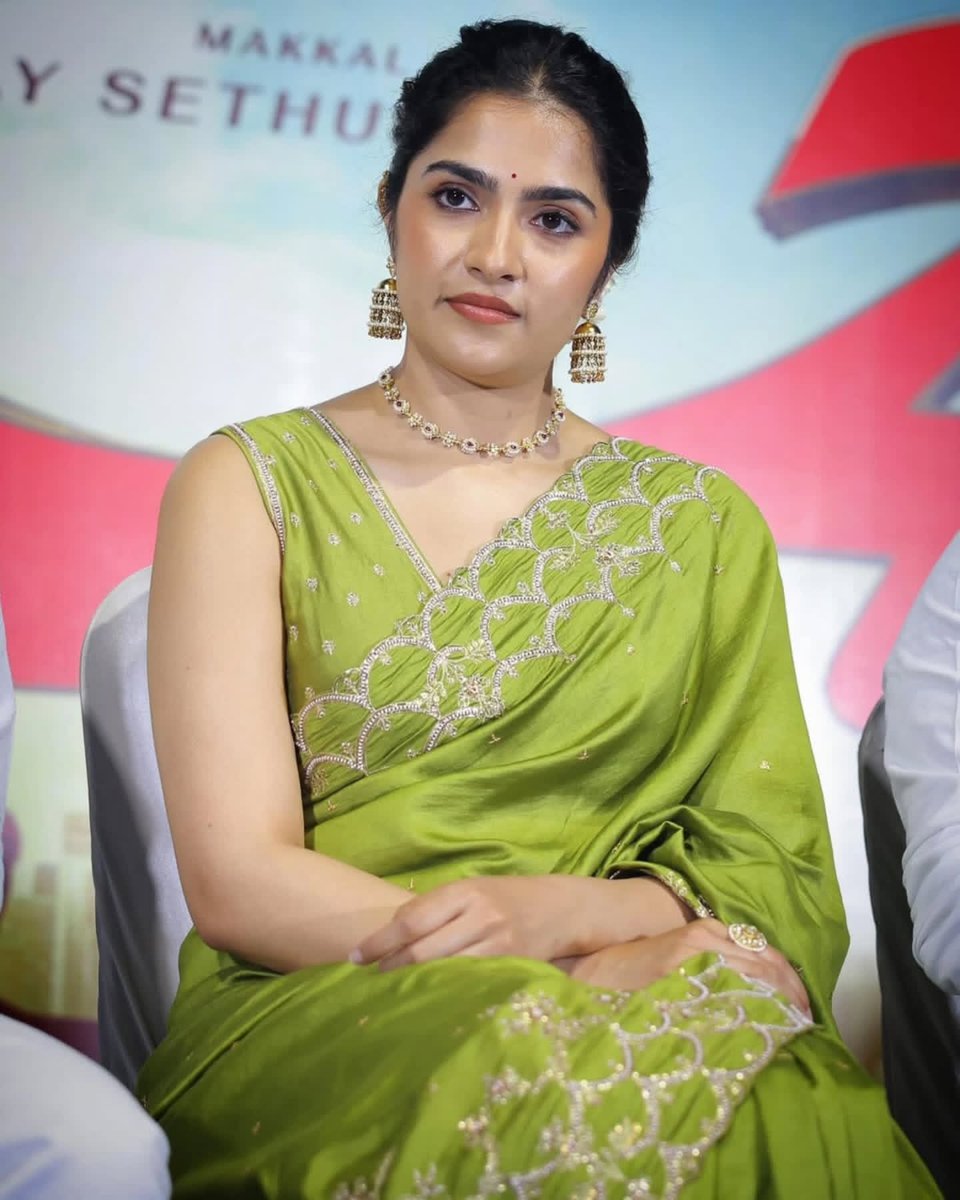 #Ace is getting positive reviews ❤️🔥

Welcome to Kollywood <a href="/rukminitweets/">rukmini</a> 👸🏻
