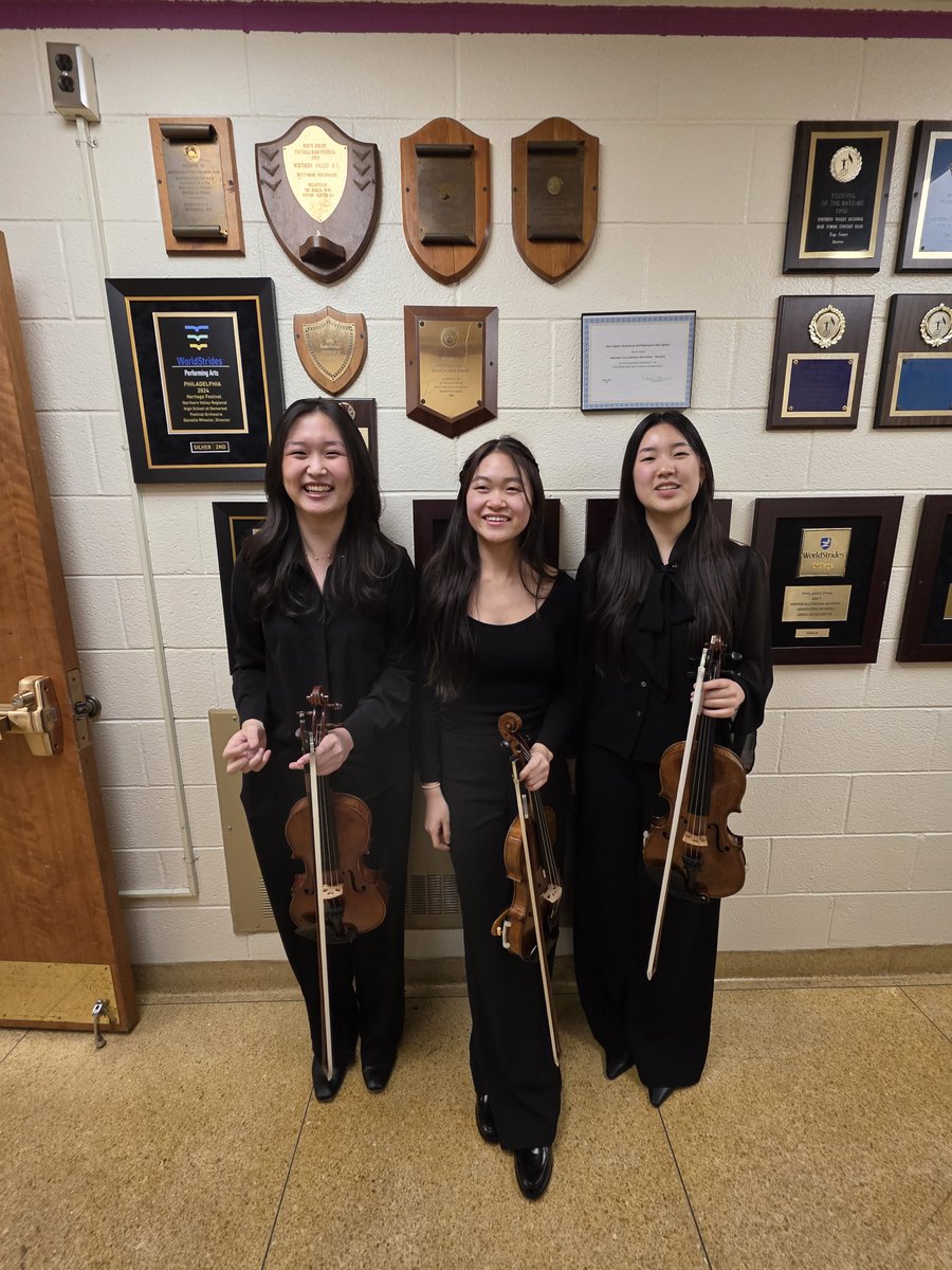 Congratulations to NVD's string orchestra students: Hannah Lee, Chloe Kim, Poppy Song - violin - performed as finalists in the chamber music society of Lincoln Center  young musicians competition!
#nvdpride, #nvcpride, #nvpride