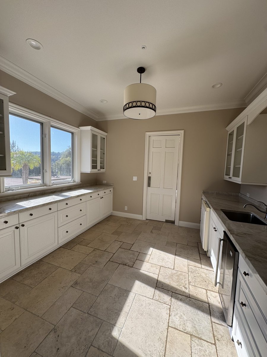 ivadesignbuild's tweet photo. Before and after photos of water damaged mitigation and restoration of a master closet and a kitchen. https://t.co/bQY1UeL8SW
