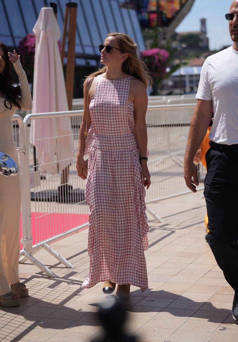 Emma Watson Daily 📸 tweet media