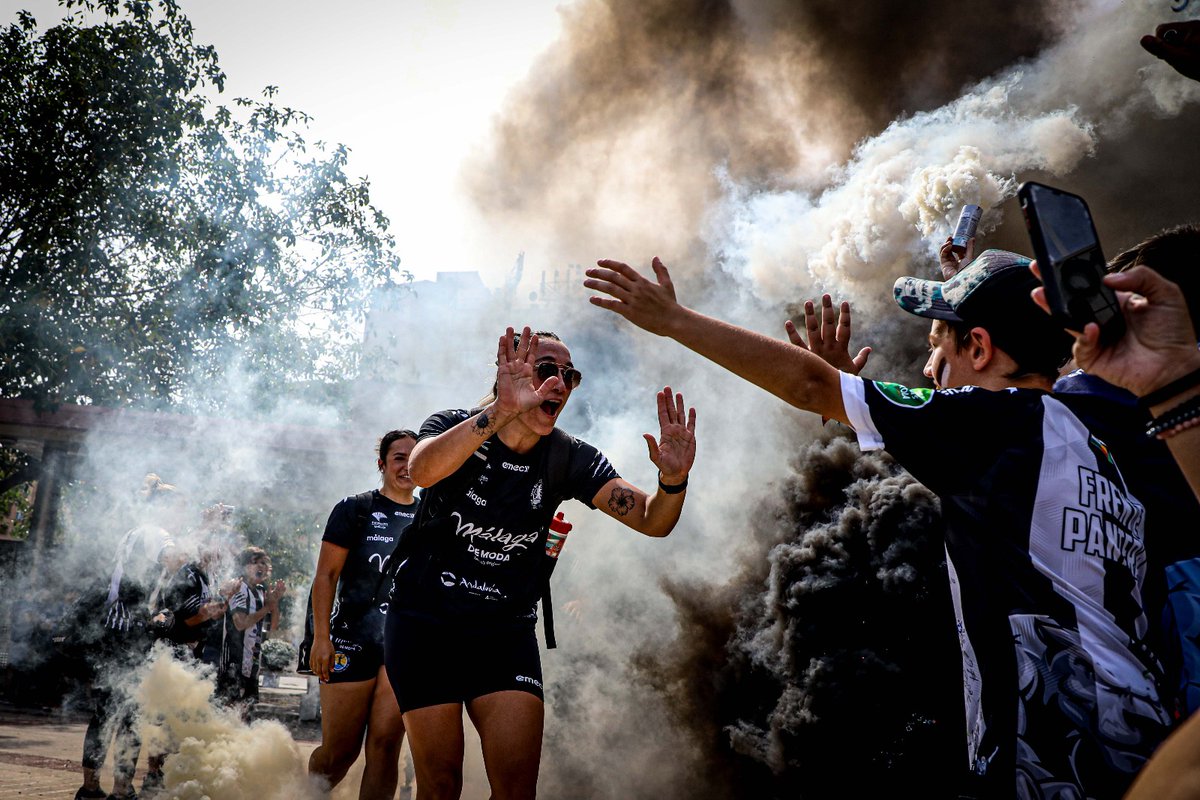 BMMalagaCosta's tweet photo. 🖤 ¡RECIBIMIENTO EL DOMINGO! 🤍

⏰ 10:20 horas
📍 Carranque 

🔥 ¡Ven a arropar a las panteras desde la llegada!

#30AñosContigo

⚫️⚪️ #SomosPanteras https://t.co/maZP8nVQM5