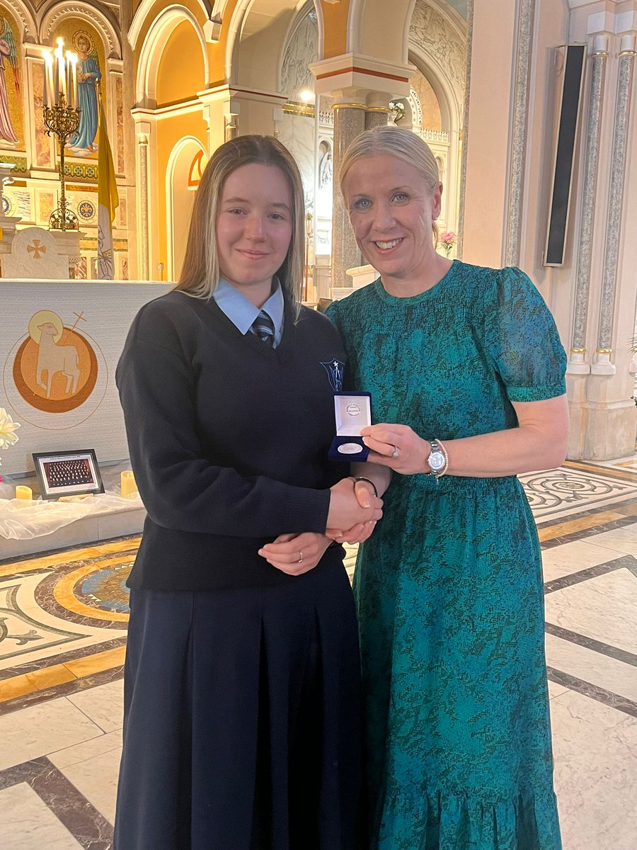 Nicole Forde enthusiastically threw herself into all that TY had to offer, though she was not the only one! Congratulations to Nicole on receiving the award for 'Transition Year Student of the Year'! Well deserved! #ASM #ClassOf2025 #SchoolCommunity #graduation