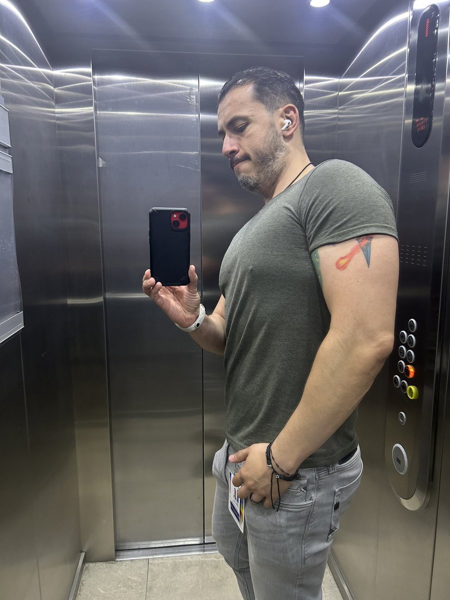 La foto del elevador #gayboy