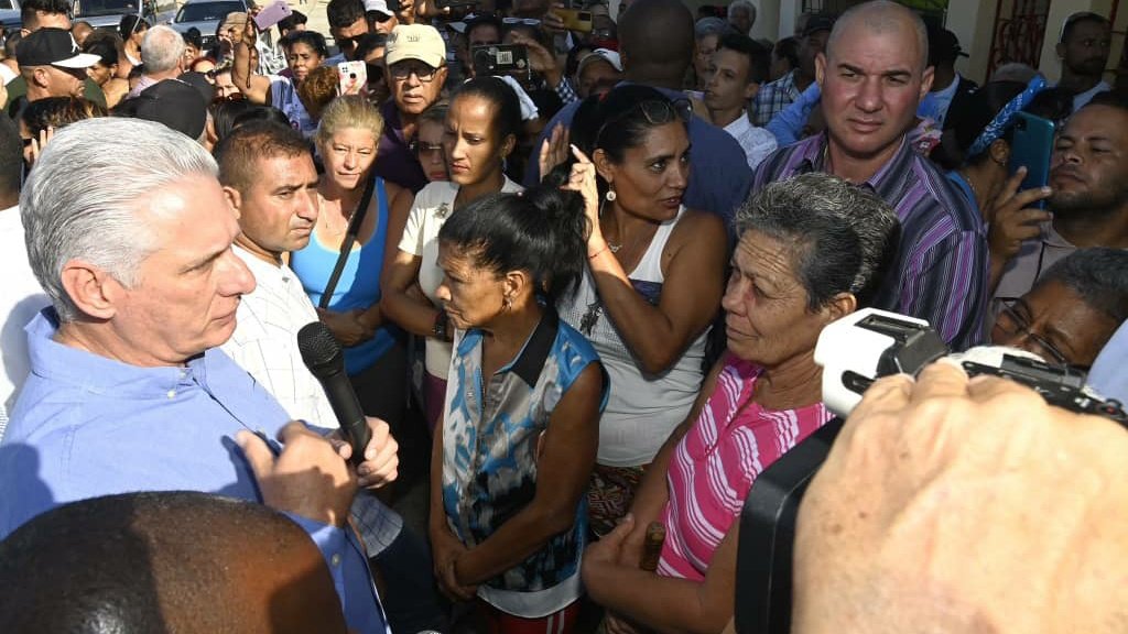 La producción de alimentos para el autoabastecimiento municipal fue una de las aristas abordadas en este recorrido por municipios villaclareños. La Empresa Pecuaria "La Vitrina" y la CPA "Bernardo Díaz", son ejemplo de todo lo que se puede hacer en tiempos difíciles. #UnidosXCuba