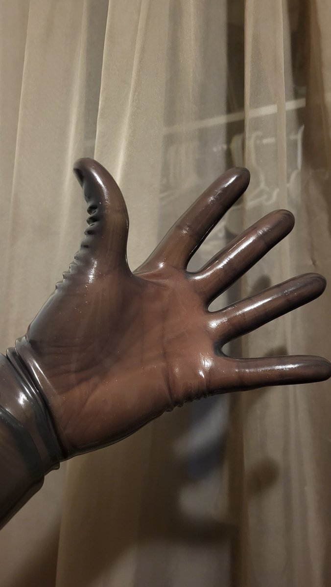 Sir_LatexMan tweet media