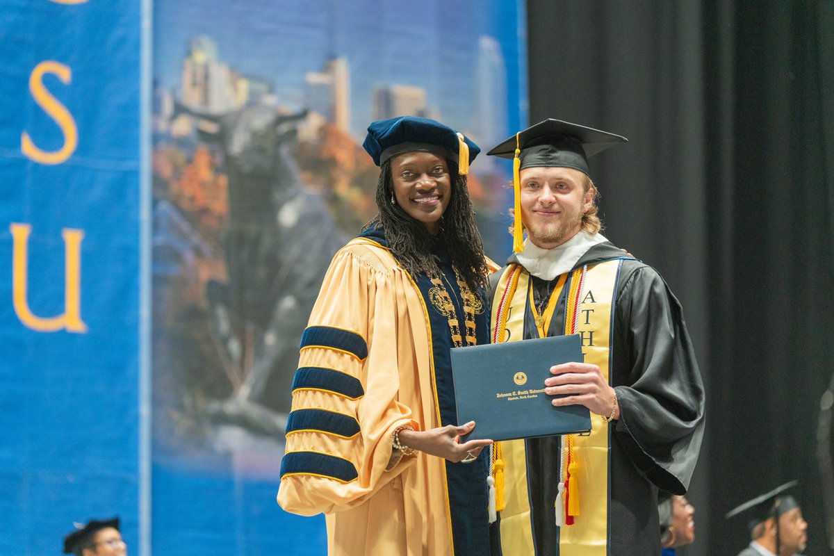 JCSUFootball's tweet photo. We extend our heartfelt congratulations to the graduates of the JCSU Football program.

#Goldenbullspride | #EVERYTH1NGEVERYDAY https://t.co/sp3iKMGVDT