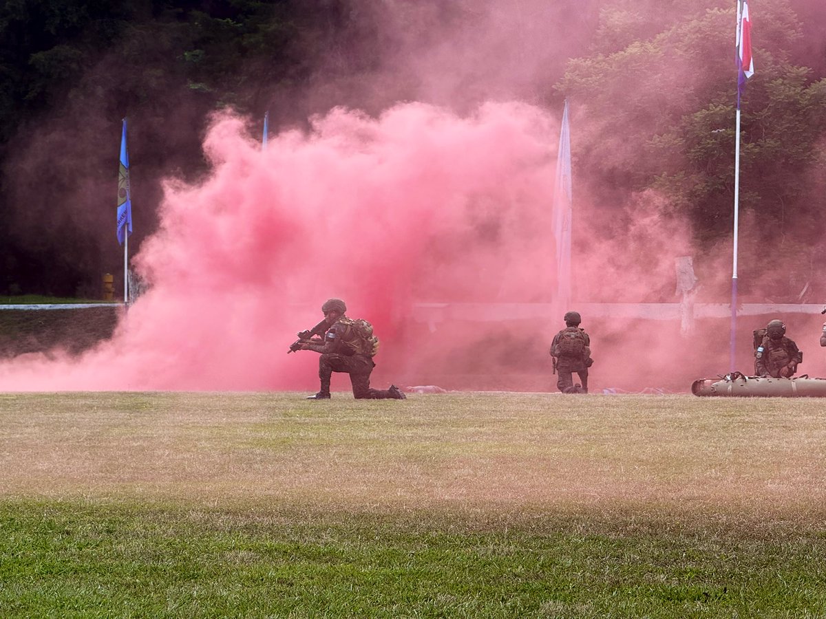 #CooperaciónRegional

En la Brigada Militar “Mariscal Zavala” del Ejército de Guatemala se llevó a cabo la culminación del entrenamiento militar del Ejercicio CENTAM GUARDIAN 2025, a través de una simulación de la toma de un objetivo, la extracción de una víctima y el rescate de