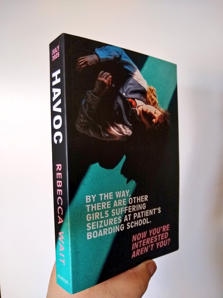 A lovely proof package today from <a href="/riverrunbooks/">riverrun</a> <a href="/QuercusBooks/">Quercus Books</a>. #Havoc by Rebecca Wait follows what happens when a mysterious sickness spreads through a failing girls' boarding school. It sounds brilliant!

#BookPost out 3rd July.