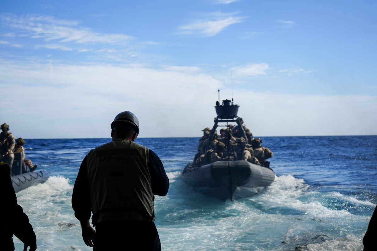 ⚓⚔️ #TacticalThursday: Blue-Green Team in Action 🦅🌎⚓

#Warfighting | #Readiness | #Lethality