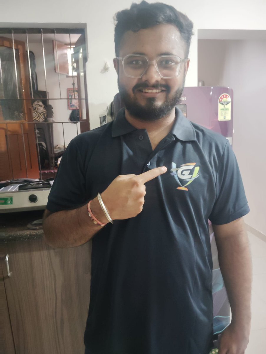 Darshan1601's tweet image. Thanks @gameongc for this tshirt #gamechangers