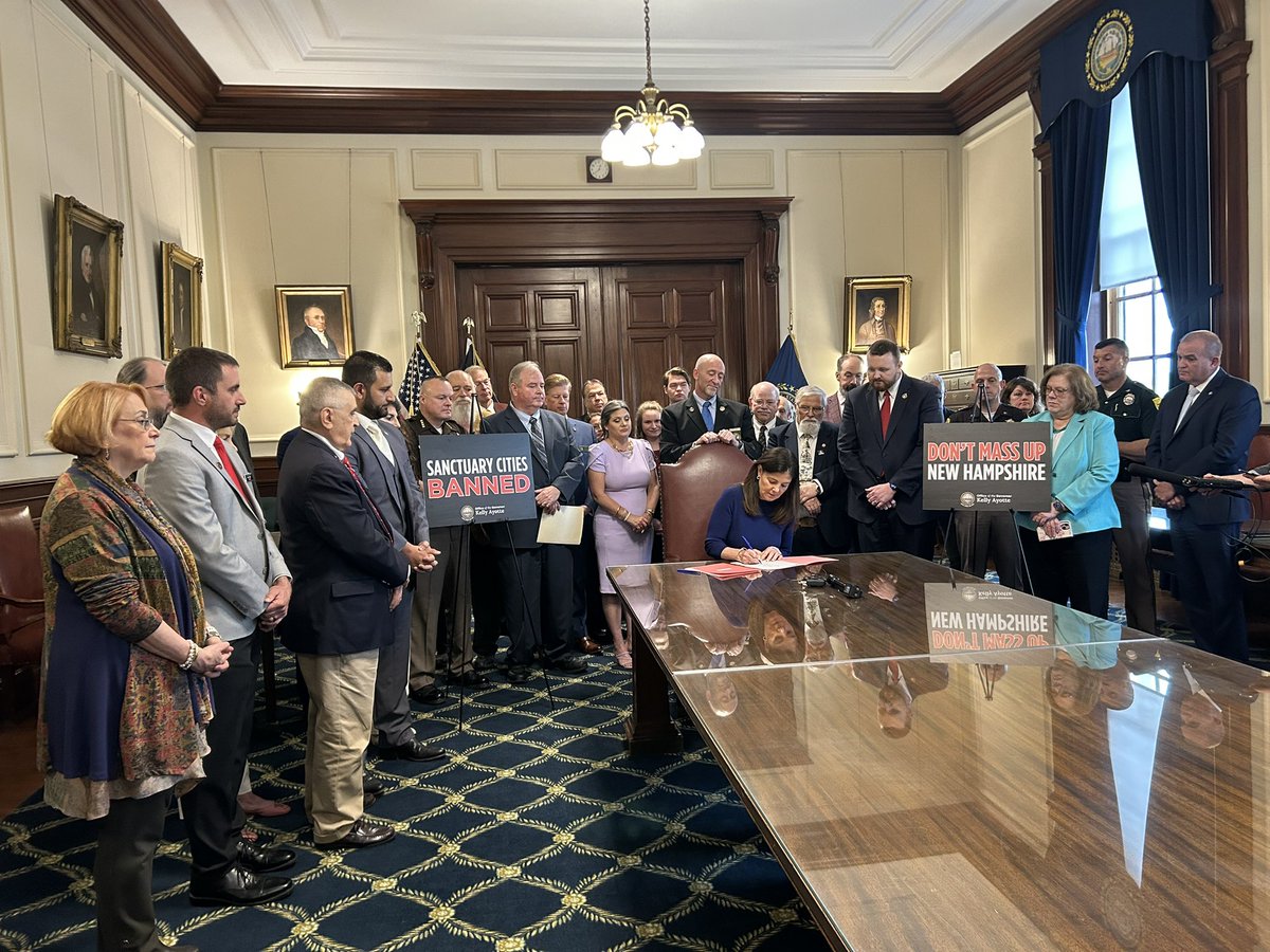 NH House Republicans (@nhhousegop) on Twitter photo NEW HAMPSHIRE WILL NOT BE A SANCTUARY STATE
In spite of obstruction from 161 House Democrats, House Republicans passed the Anti-Sanctuary Act to keep New Hampshire a land of law and order.
Today, we joined Governor <a href="/KellyAyotte/">Governor Kelly Ayotte</a> to sign the bill into law. NEW HAMPSHIRE WILL NOT BE A SANCTUARY STATE
In spite of obstruction from 161 House Democrats, House Republicans passed the Anti-Sanctuary Act to keep New Hampshire a land of law and order.
Today, we joined Governor <a href="/KellyAyotte/">Governor Kelly Ayotte</a> to sign the bill into law.