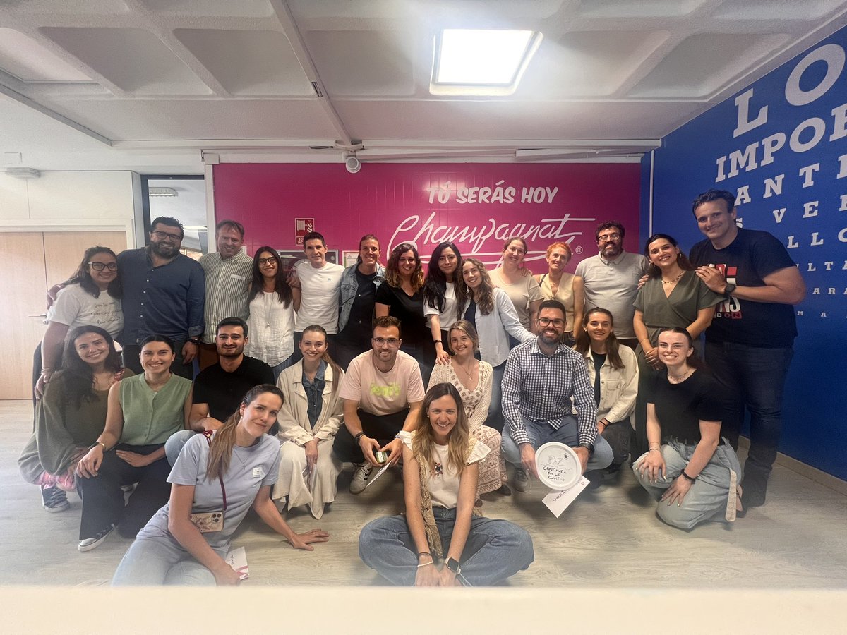 Hoy hemos tenido la formación local de NNEE Maristas. 24 nuevos educadores maristas han compartido la tarde. <a href="/MaristasMedit/">MaristasMediterranea</a> #somosmaristas
#imagendeDios
#EvangeLÍO