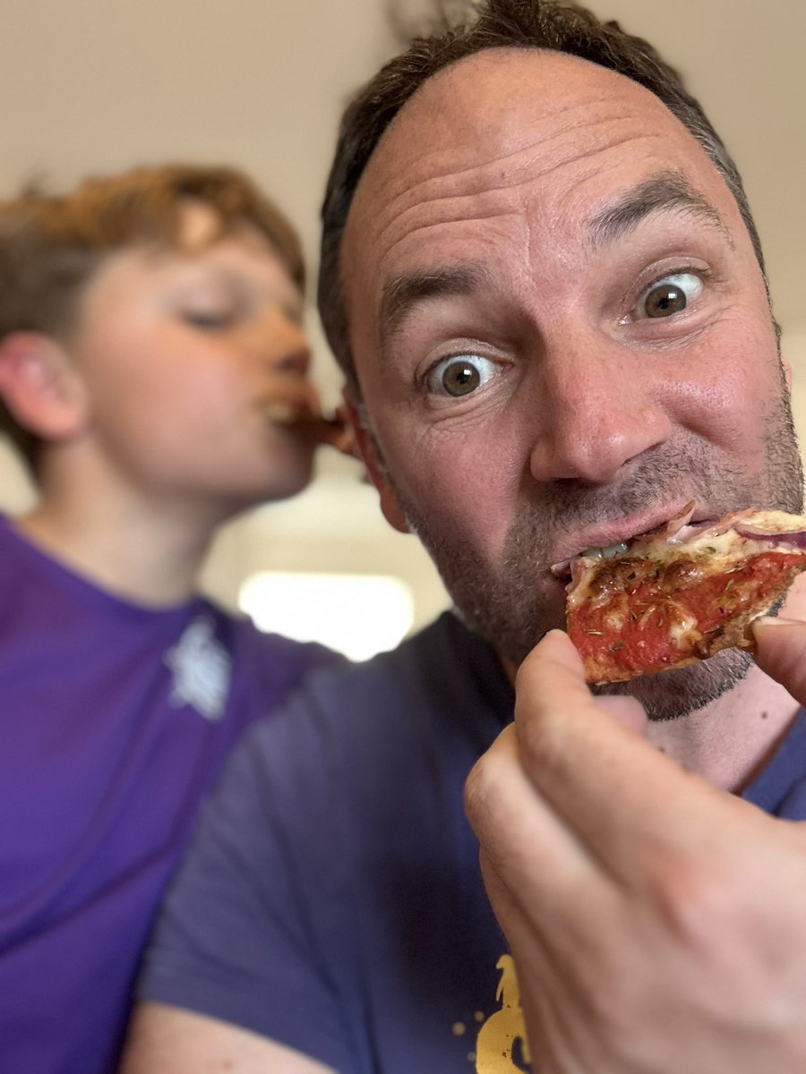 anton17sa's tweet photo. Happy #Bitcoin pizza 🍕 day ! 7th year of celebrating 🎉 https://t.co/Rlw35qKNeh