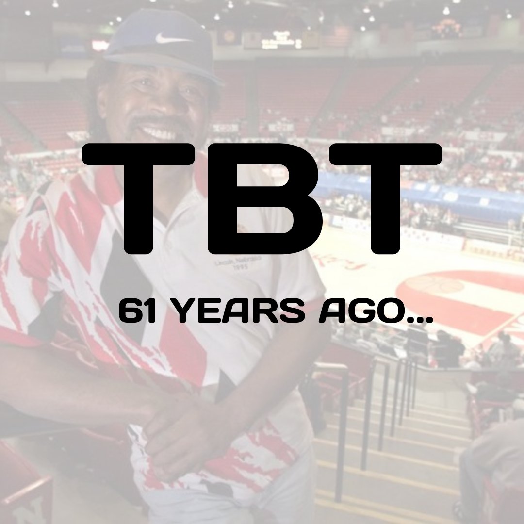 NebHallOfFame's tweet image. HUGE #TBT Omaha Tech’s Fred Hare hit an iconic buzzer-beater from half court to win the Class A state title against Lincoln Northeast!🏆The crowd at Pershing Center went wild. Hare later played at Nebraska and even made it to the NBA. 🙌