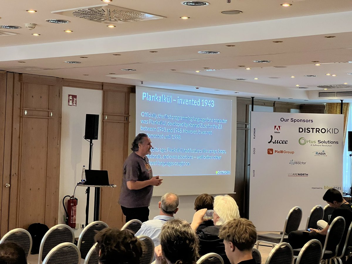 Plankalkul 🤔 
Do you know what that is? 
Ask Gert! 🤓