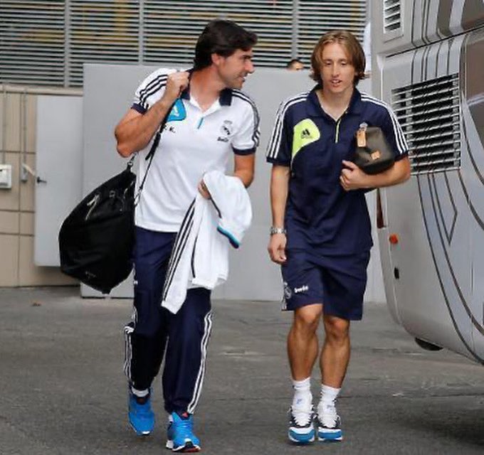 Aitor Karanka (@karanka) on Twitter photo Querido Luka, gracias. Por ser tan buena persona, por ser tan buen futbolista y por haber representado tan bien al <a href="/realmadrid/">Real Madrid C.F.</a>. No sabes qué orgulloso estoy de haber podido verte entrenar y jugar a diario. Mucha suerte en tu nueva etapa. Querido Luka, gracias. Por ser tan buena persona, por ser tan buen futbolista y por haber representado tan bien al <a href="/realmadrid/">Real Madrid C.F.</a>. No sabes qué orgulloso estoy de haber podido verte entrenar y jugar a diario. Mucha suerte en tu nueva etapa.