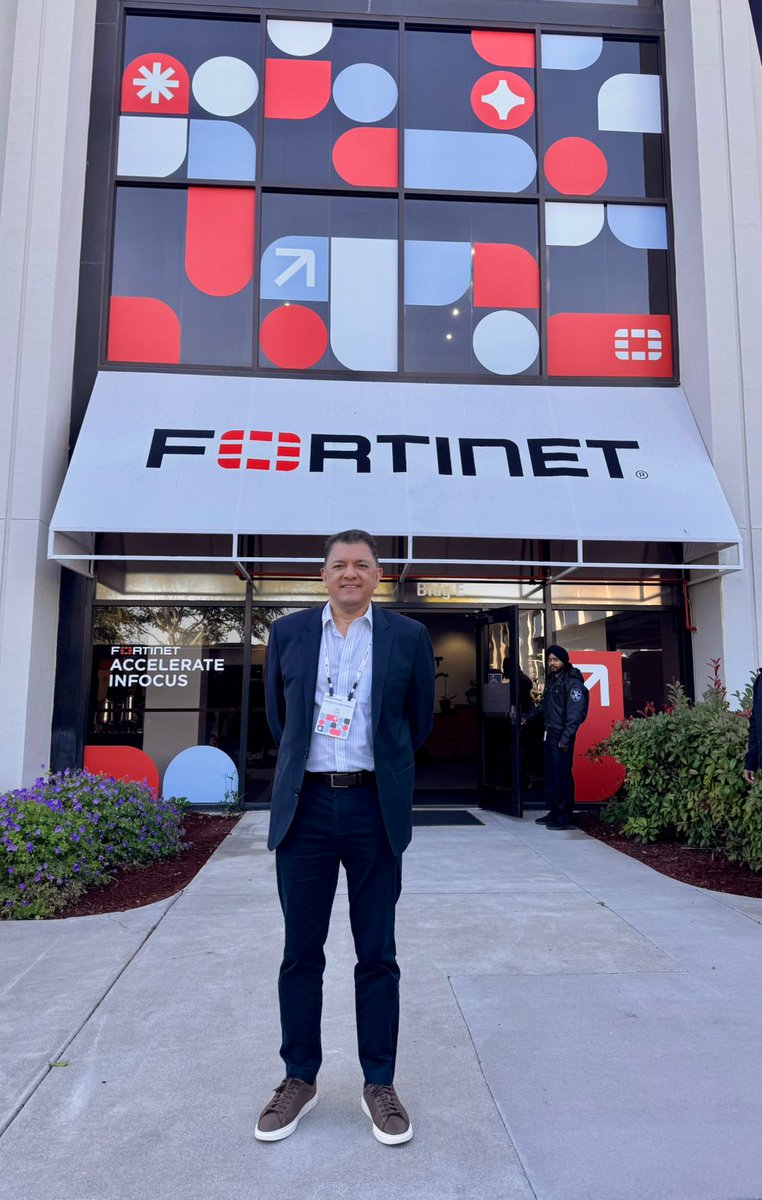 En el marco de "Accelerate InFocus 2024", realizado por Fortinet en San Francisco, California; Armando de la Peña, recibió a nombre de Axtel el reconocimiento "MSSP del Año en Latinoamérica".

Axtel, conéctate con experiencia e innovación.

#TecnologíaQueConectaTuVida