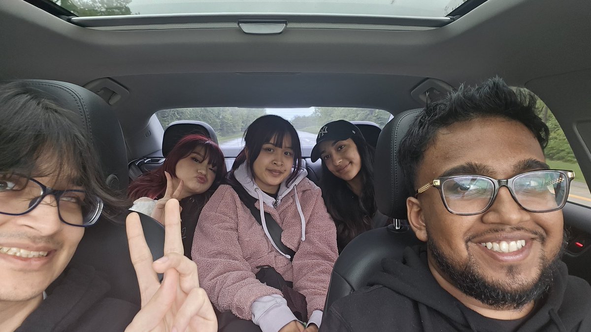 Humber Esports (@humberesportsgg) on Twitter photo After hours on the road and a mandatory stop at <a href="/raisingcanes/">Raising Cane's</a> - the crew’s finally made it to Schaumberg for @ComboBreaker 🎮🐔
#HumberRising After hours on the road and a mandatory stop at <a href="/raisingcanes/">Raising Cane's</a> - the crew’s finally made it to Schaumberg for @ComboBreaker 🎮🐔
#HumberRising