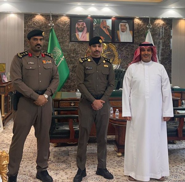 ALwuhub's tweet photo. تم ترقية الملازم اول : صالح محمد بن دهمه الوهبي
الى رتبة نقيب في إدارة المرور

#ديوانية_الوهوب تبارك له وتتمنى له التوفيق  وأن تكون عوناً له في خدمة دينه ومليكه ووطنه https://t.co/uhsFbAtMc2