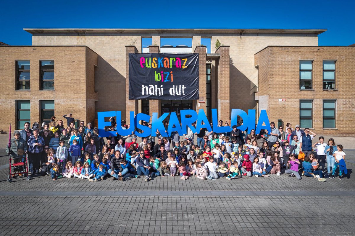 Zizur bat eginik Euskaraldiarekin!

Elkar mugituz egingo dugu!

#Zizur #Euskaraldia