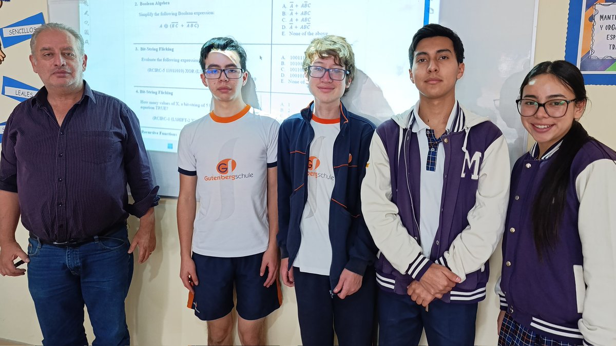 ACSL| ¡Histórico logro! Nuestros estudiantes clasificaron a la final mundial del concurso internacional de ciencias informáticas #AmericanComputerScienceLeague ¡Felicitaciones a ellos y a nuestro docente por representar a Latinoamérica en este escenario global! #SembramosElFuturo