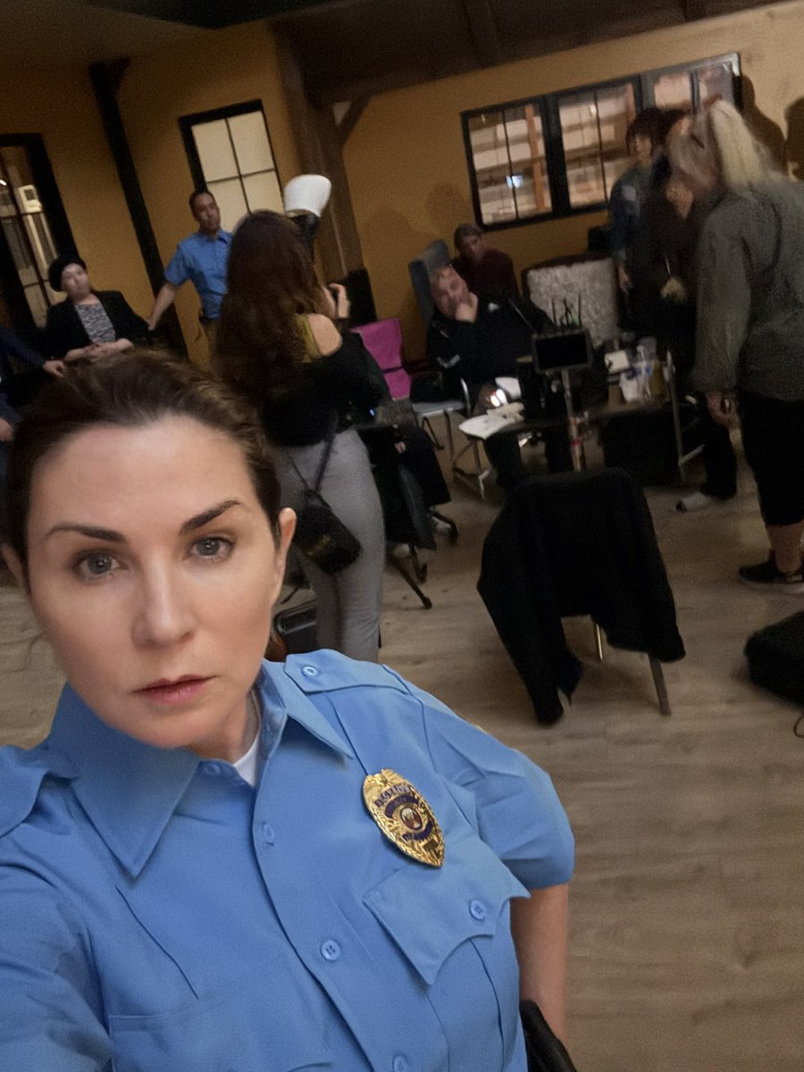 tori london tweet media