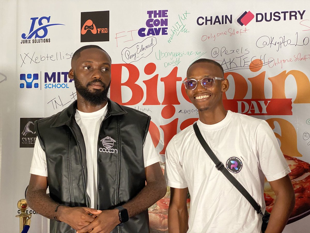 RealityEmma's tweet photo. I stepped out repping @go_rosen for the Bitcoin Pizza Day 'The GENESIS ' with @TheCocoon_
#BitcoinPizzaDay #Bitcoin #BPD2025 https://t.co/g08JYzikFO