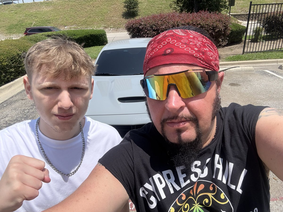 KingBushCamp (@kingbushcamp) on Twitter photo HEADING DOWN TO <a href="/DreamHackNA/">DreamHack North America</a> FOR REGISTRATION WITH THE BOY PRINCEBUSHCAMP, READY FOR TOMORROW WHEN IT STARTS….BEERS IN THE FRIDGE CHILLIN….BOSH <a href="/KickStreaming/">Kick</a> <a href="/KickCommunity/">Kick Community</a> <a href="/KickRetweetz/">KickRetweetz</a> <a href="/KickReposts/">Kick Reposts</a> <a href="/StakeEddie/">Eddie</a> <a href="/Svntvmvriv/">Santamaria</a> <a href="/QueenBushCamp/">QueenBushCamp 👑 🔜DREAMHACK ATLANTA</a> HEADING DOWN TO <a href="/DreamHackNA/">DreamHack North America</a> FOR REGISTRATION WITH THE BOY PRINCEBUSHCAMP, READY FOR TOMORROW WHEN IT STARTS….BEERS IN THE FRIDGE CHILLIN….BOSH <a href="/KickStreaming/">Kick</a> <a href="/KickCommunity/">Kick Community</a> <a href="/KickRetweetz/">KickRetweetz</a> <a href="/KickReposts/">Kick Reposts</a> <a href="/StakeEddie/">Eddie</a> <a href="/Svntvmvriv/">Santamaria</a> <a href="/QueenBushCamp/">QueenBushCamp 👑 🔜DREAMHACK ATLANTA</a>