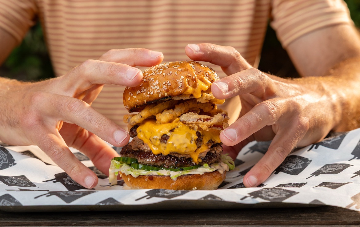 THE DECADENT 🍔

We are now one day away from the bank holiday special, celebrating 10 years of Burger Shack and will be getting served up this weekend!

Make sure to snap up one of these burgers this bank holiday at the Wheatsheaf - only this weekend!

#burger #shack #youngspub
