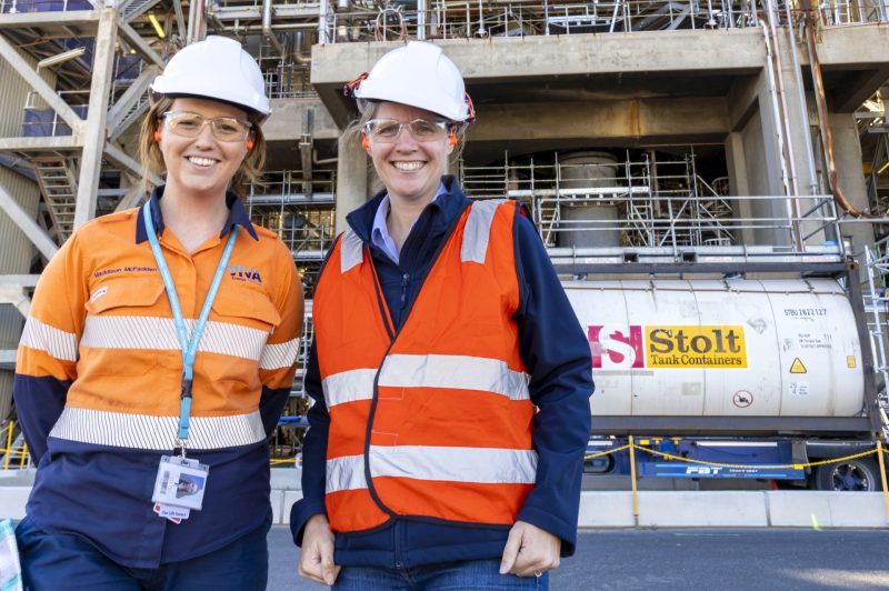 In a major trial run, 9.5 tons of plastic pyrolysis oil (PPO) – produced by Alterra from end-of-life plastics at its facility in Akron, Ohio – was processed at <a href="/VivaEnergy_au/">Viva Energy</a>’s Geelong Refinery in Australia. <a href="/CleanawayAU/">CleanawayAU</a>

Read more: wasterecyclingmag.ca/pyrolysis/pyro…