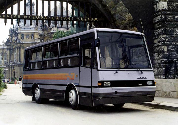 colectibondi's tweet photo. #Minibuses Ikarus 543.70 fabricado como el único midibus para Bulgaria sobre el chasis Balkancar LC 51 con motor diesel Perkins con 142 caballos de fuerza https://t.co/Va7EGWwvsz