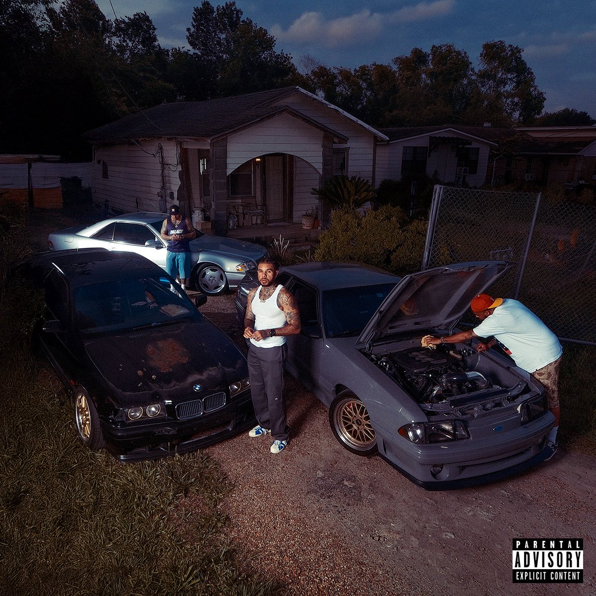 “Racer’s Edge” 
Le$ x <a href="/djmrrogers/">DJ Mr. Rogers</a> 
New tape 5-27
First lap of the summer 🏁
📸 <a href="/JorgeyFilms/">Jorgey</a> 
Pre-save now open.spotify.com/prerelease/4eI…