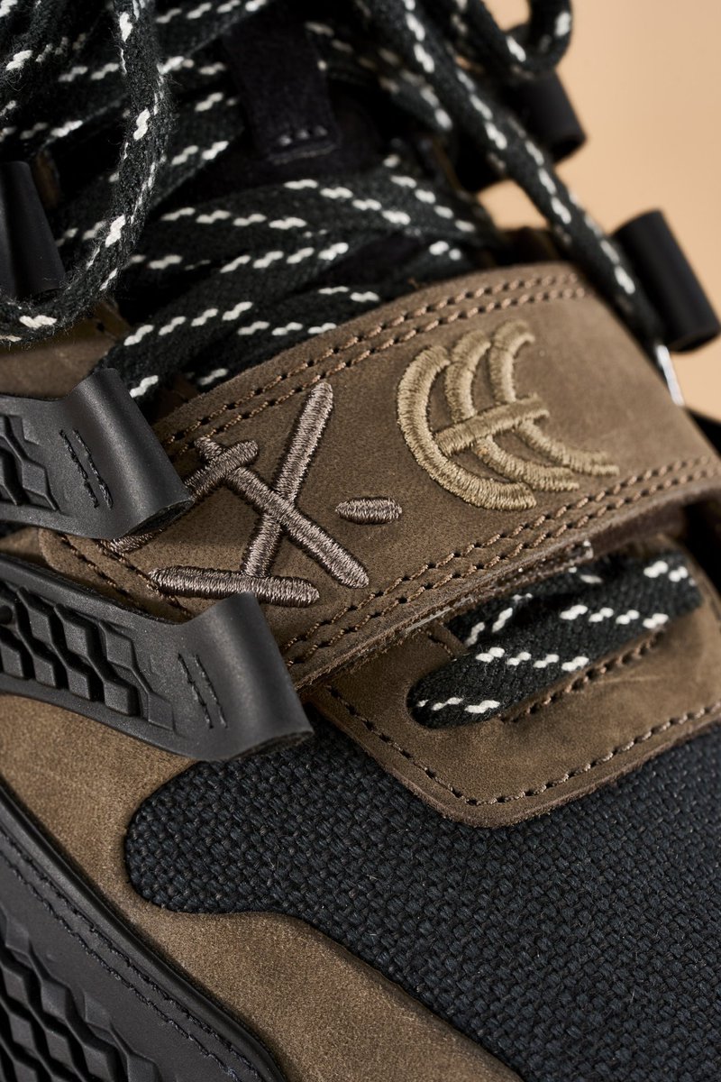 Sole Retriever tweet media